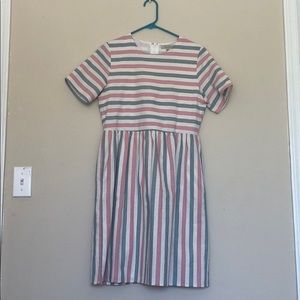 Striped dress— with pockets! Size Medium
